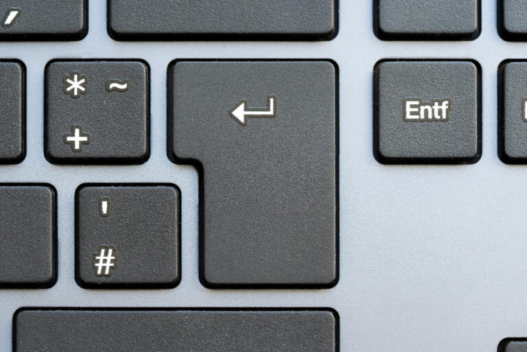 Przyciski do&nbsp;laptopa – na&nbsp;co&nbsp;zwrócić uwagę przy wymianie?