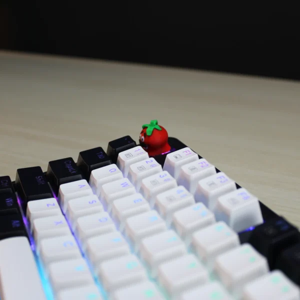 Keycap 3D Pomidor Cherry MX na klawiaturze mechanicznej